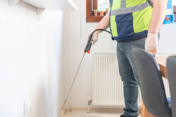 Pest Control Cost in Dollar Bay, MI